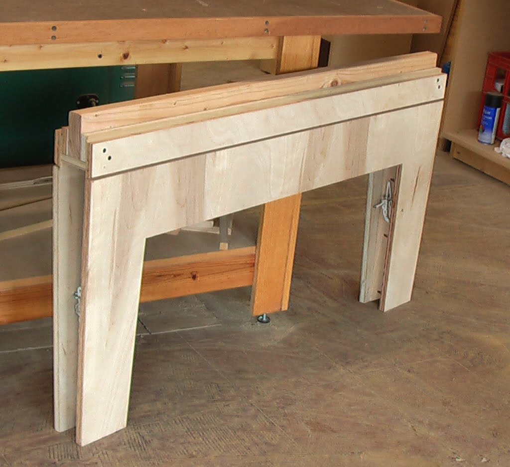 The Woodworking Trip: DIY Folding Sawhorses- First Design