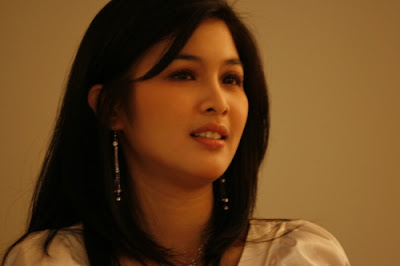 Sandra Dewi tidak foto bugil