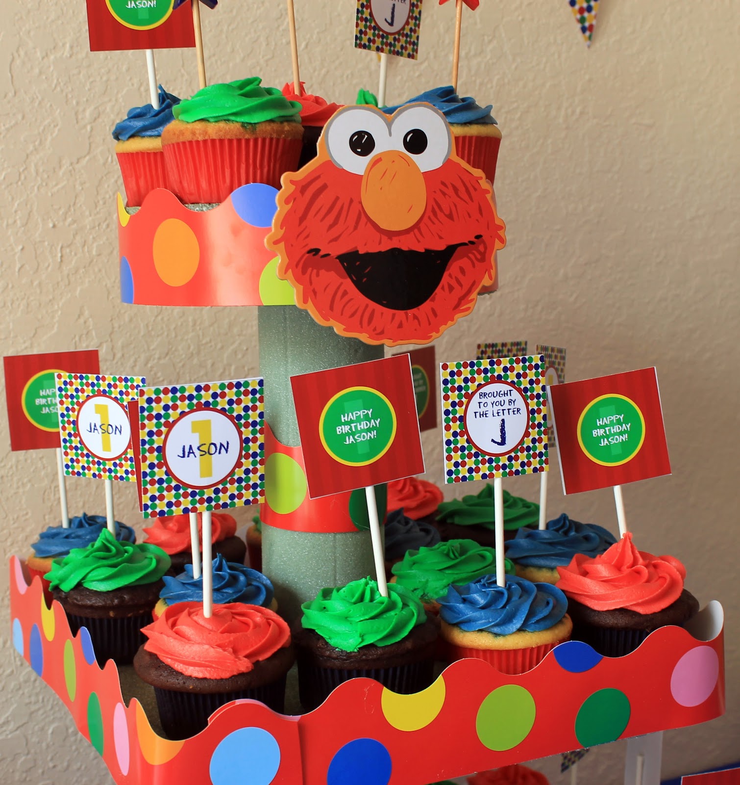 With Love And Chevrons Jason S First Birthday Elmo Theme