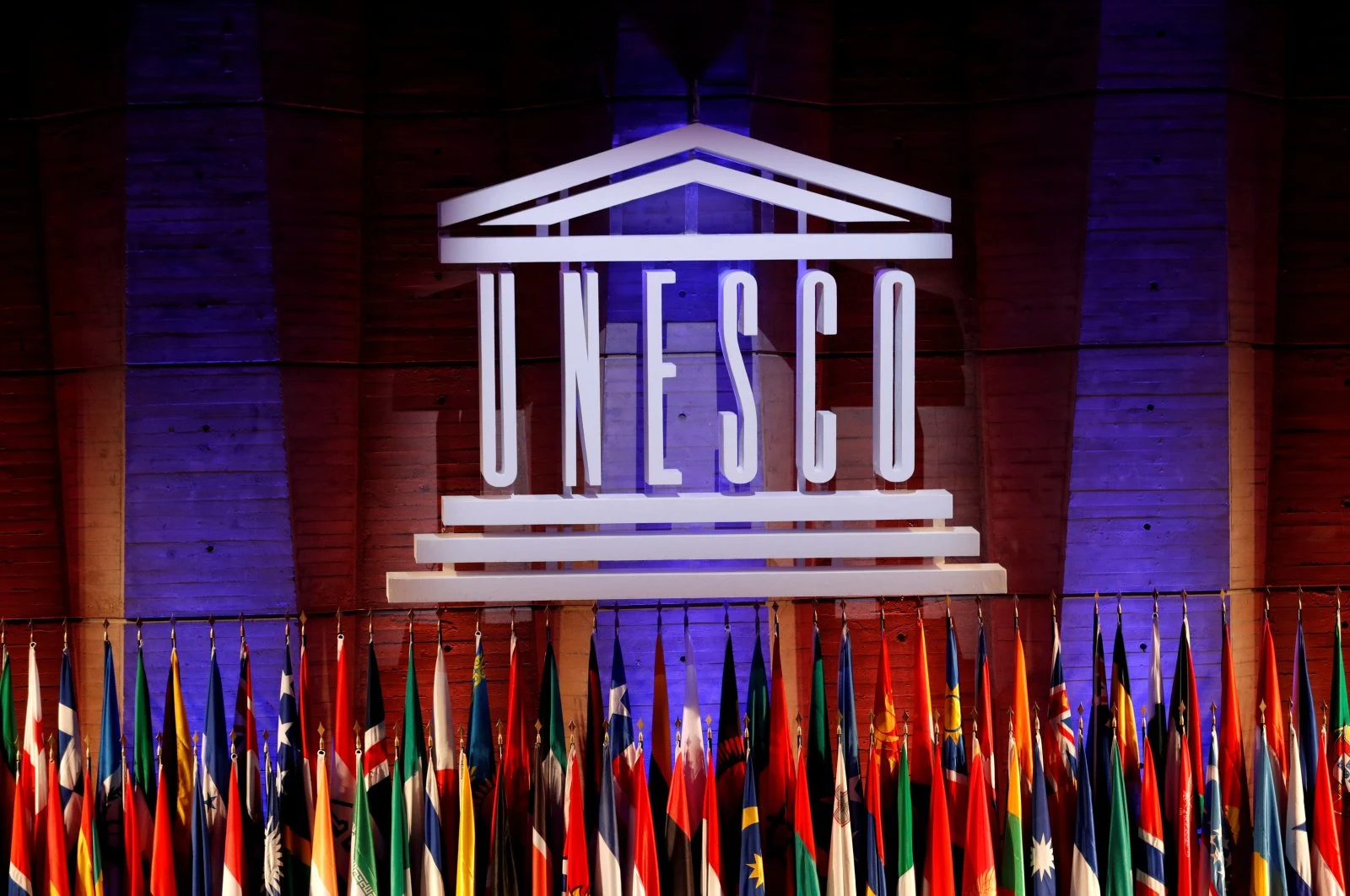Plano da ONU com a UNESCO para "promulgar" censura e "controlar o discurso online"