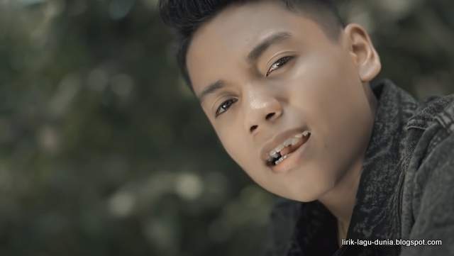 Lirik Lagu Arief - Benci Kusangka Sayang