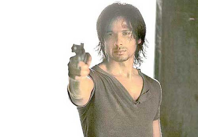 Shahid Kapoor in Kaminey