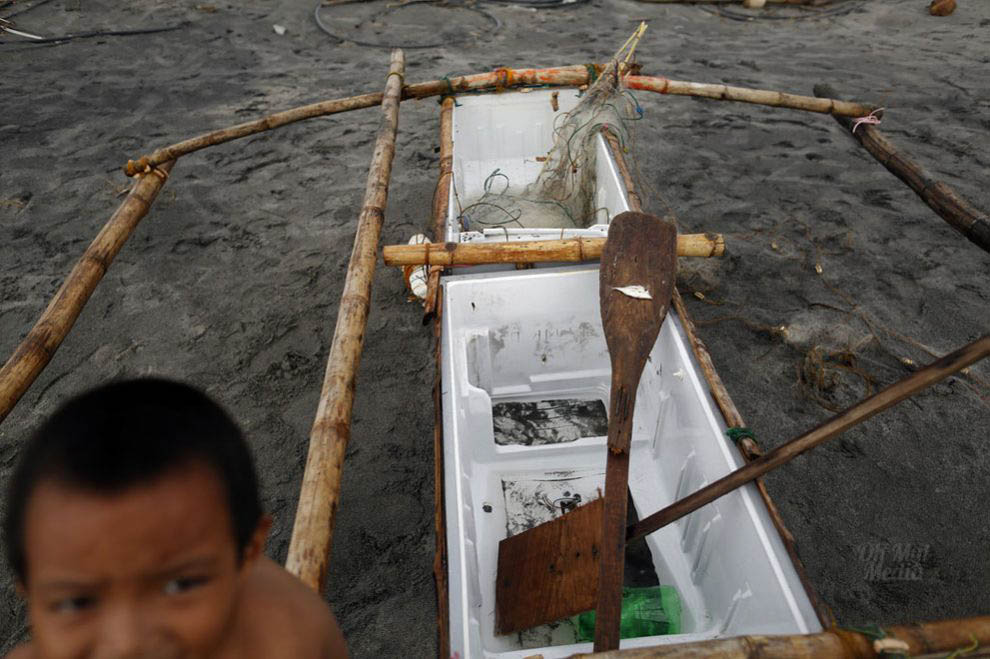 Jangan Terkejut Kerana Nelayan Di Filipina Gunakan Peti 