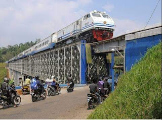 Jembatan Cirahong Peninggalan Belanda Masih Terpakai Sampai Sekarang