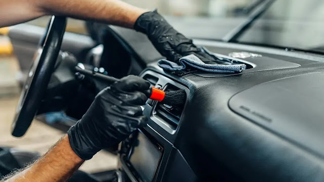 What Items Do You Need in Car Detailing Kits?