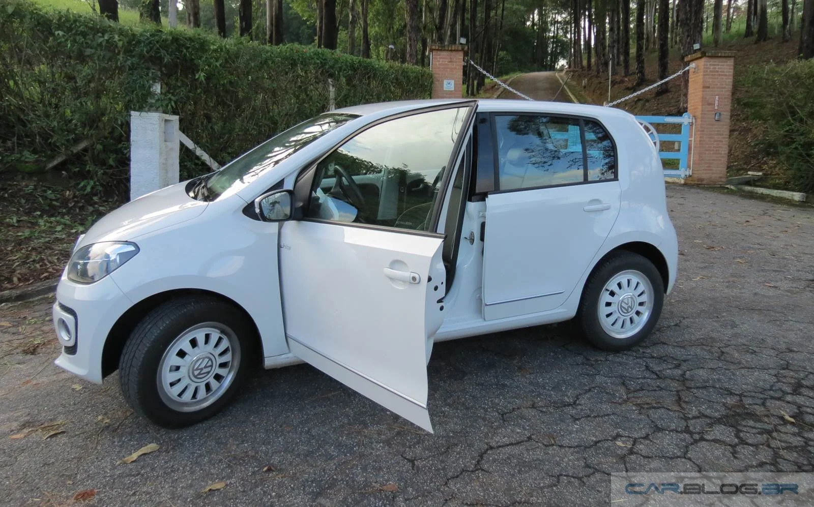 Volkswagen up! I-motion (automatizado)