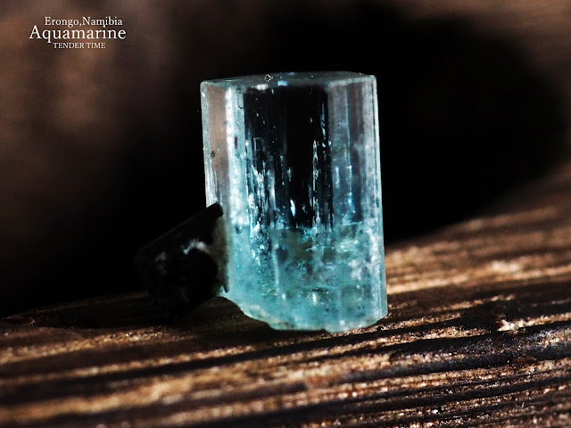 アクアマリン Aquamarine  Erongo,Namibia