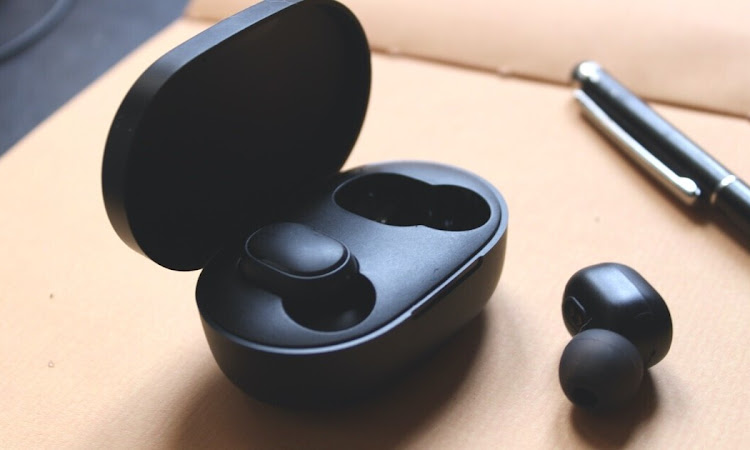 Xiaomi Launched Redmi Earbuds S for just 1,799rs in India