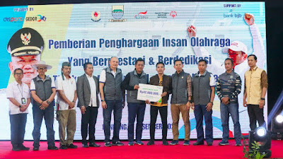 Pemkot Beri Apresiasi dan Penghargaan untuk Atlet Berprestasi Kota Bandung Sepanjang 2023