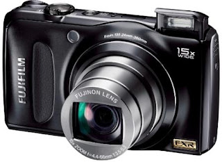 Fujifilm FinePix F300EXR - high versatile travel camera