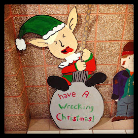 Have a Wrecking Christmas! Click for more funny images from www.hungergameslessons.com