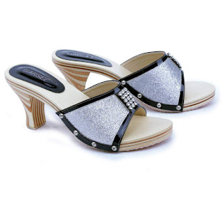 Belanja Sandal Wanita Online