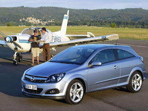 Opel Astra GTC with Panoramic Roof 2005 (5)