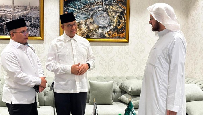 Anies Bertemu Imam Masjid Nabawi di Madinah, Ini Yang Dibahas