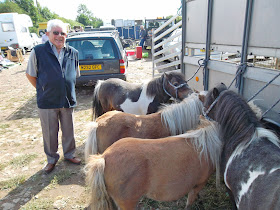 Tom Glossop pictured  at Brigg Horse Fair 2011 - Nigel Fisher's Brigg Blog