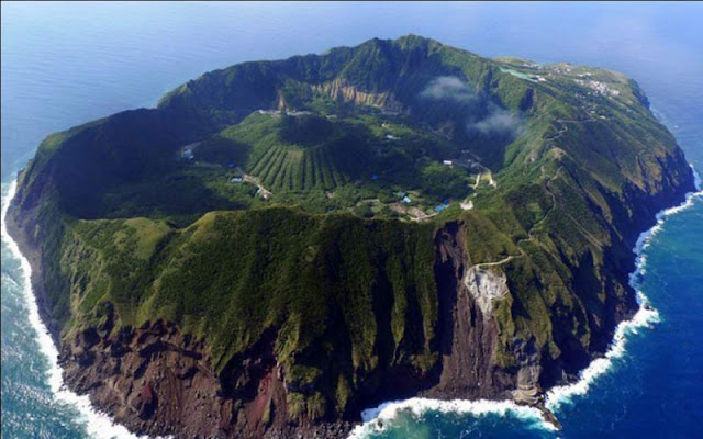 Auajjahima island in Japan
