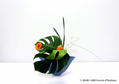 Ikebana-jiyuka-freestyle-wabisabi-escoladikebana