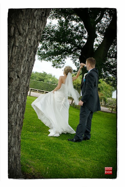 Picture Box Photography, Wedding Photos Cannock, Oak Farm Wedding