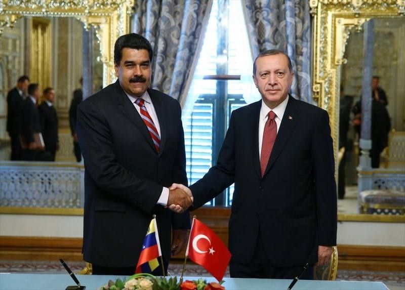 Dictador de Turquía vino a visitar al dictador de Venezuela