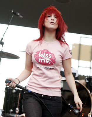hayley williams haircut. hayley williams hairstyle with
