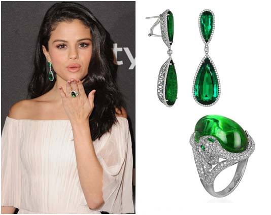 Selena Gomez  jewellery style 