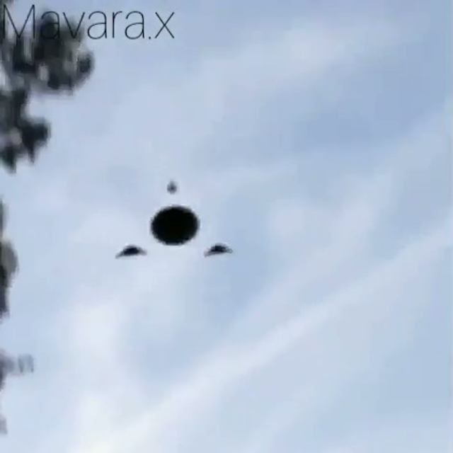 Four UFOs flying in very tight formation.