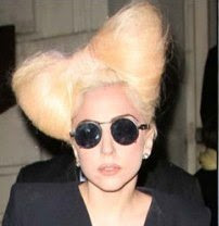 Os 10 penteados mais estranhos de Lady Gaga!