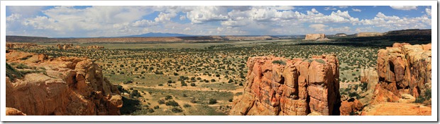 120802_Acoma_pano-from-pueblo