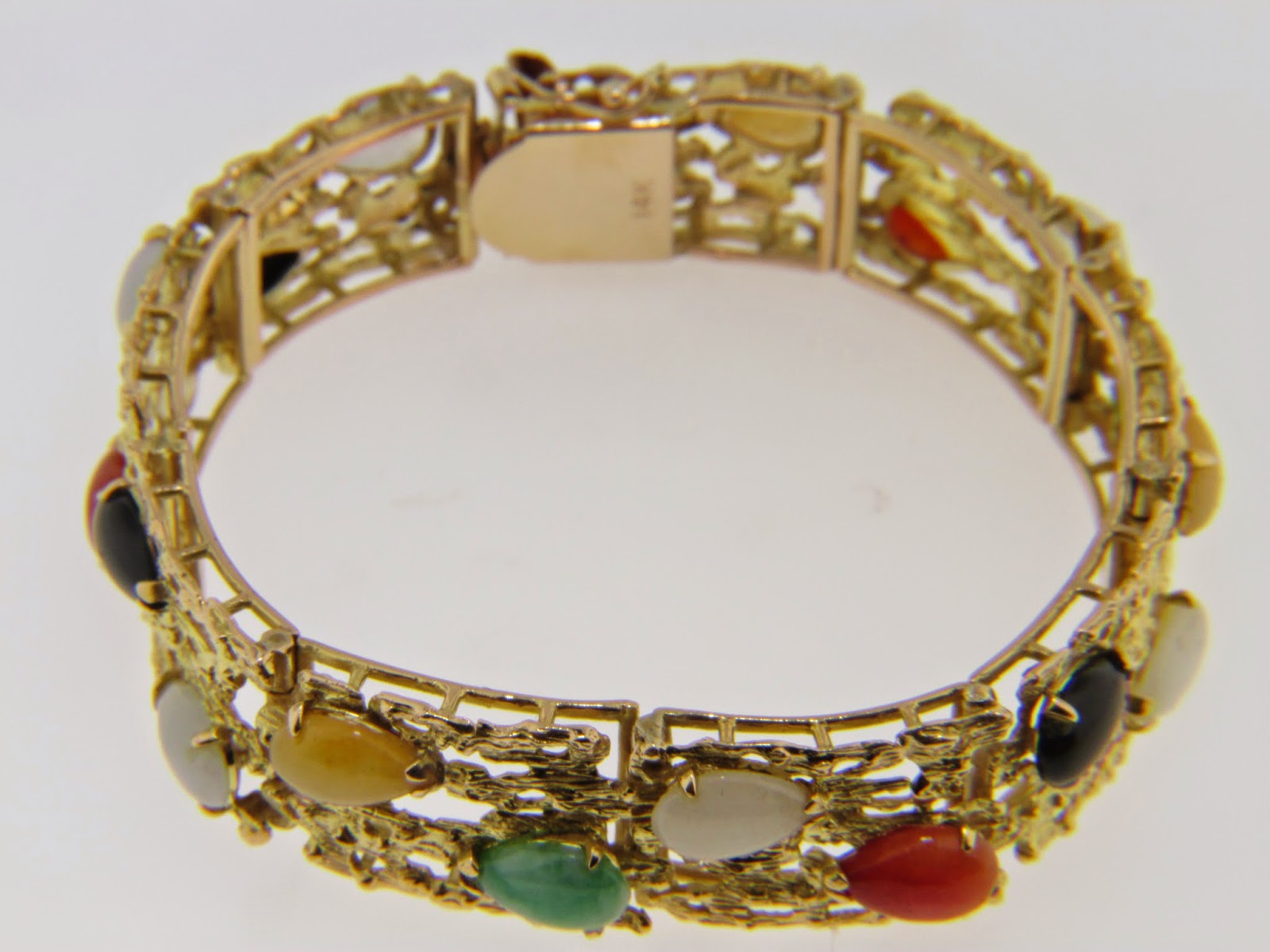 14k gold bracelet with jade jade beads