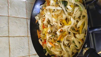 salteado-d-verduras-pasta-arroz-cereales