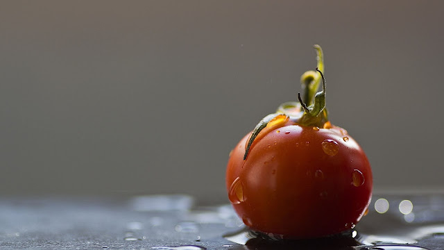 Red Tomato 