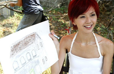 Stefanie Sun short pink hair style 