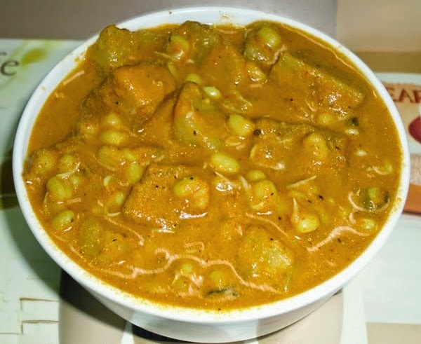 Muga mole randayi in a serving bowl