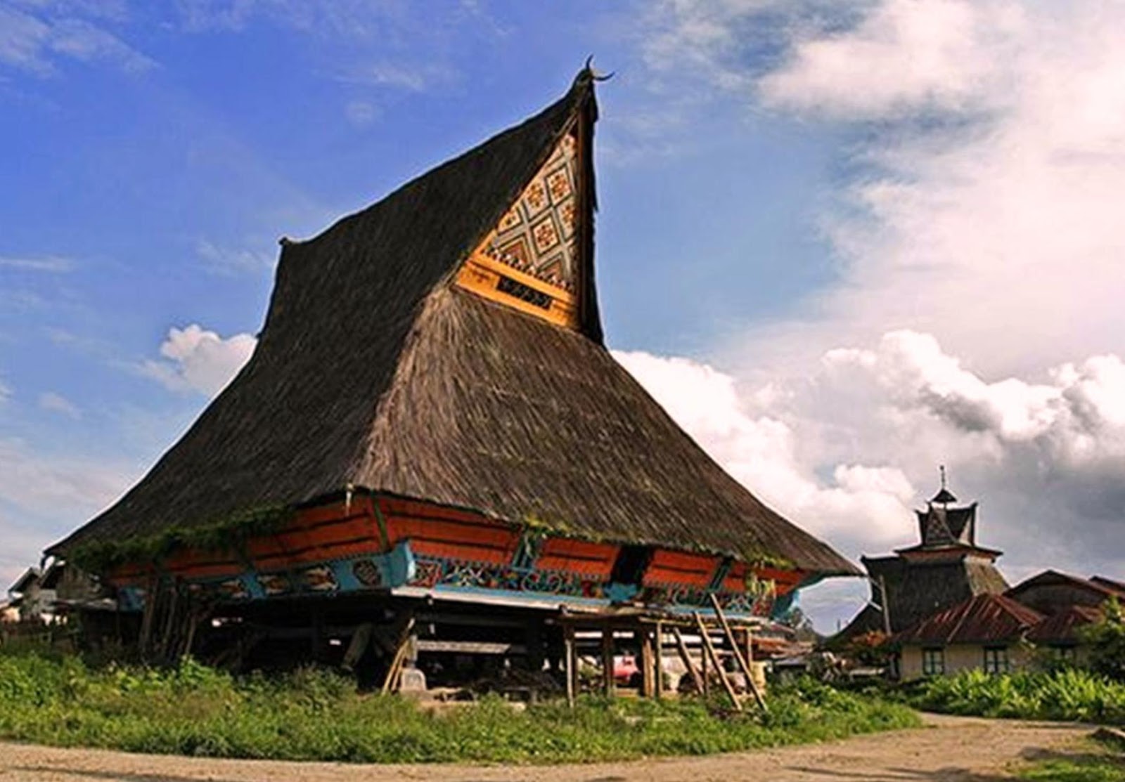 Inilah 10 Rumah Adat Sumatera Utara Dari Berbagai Suku Pariwisata