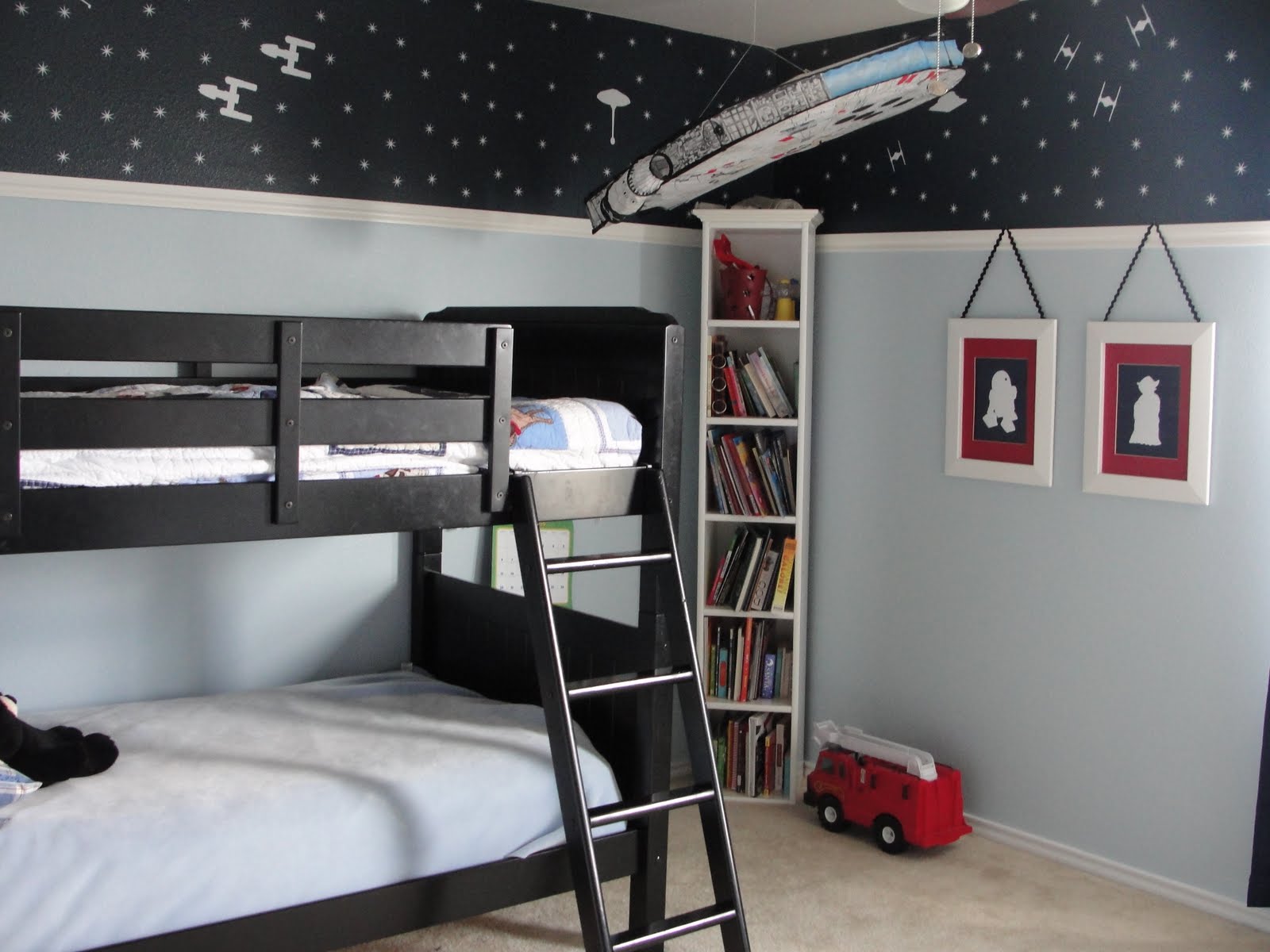 Piccadilly Peddlers: Boy's Star Wars Room