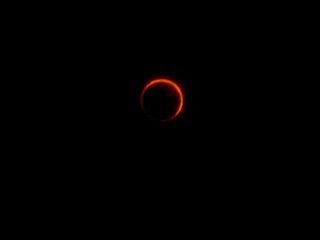 07:37 - Peak of the eclipse in 東京 (Tokyo)