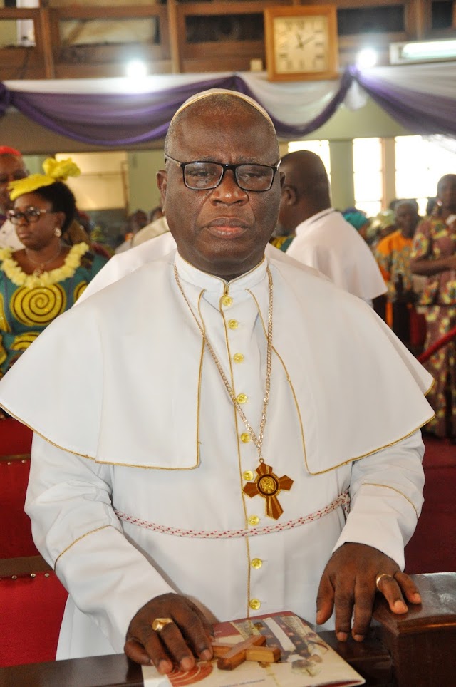 Beautiful Faces At Prelate (Dr) Samuel Kanu Uche's 65th Birthday (PHOTOS BY FEMI ADELEKE)