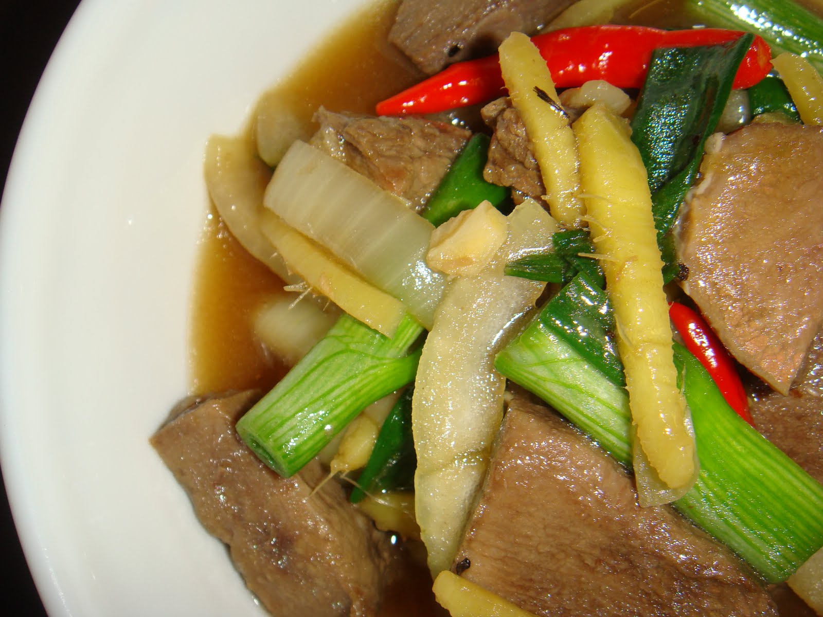 JINTAN MANIS: DAGING MASAK HALIA