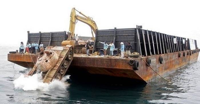 Thai authorities Dumped lot of tanks in the ocean