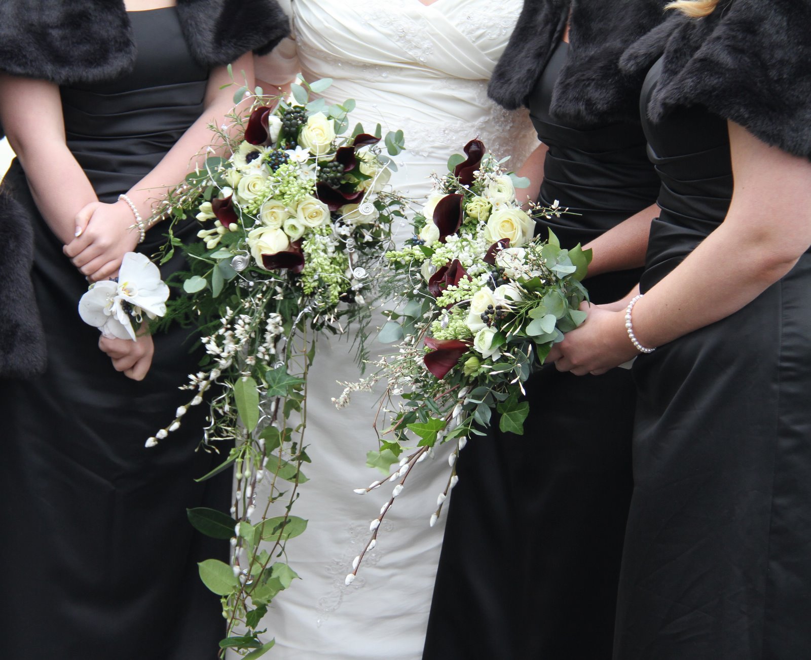 Black & White Cascade Wedding