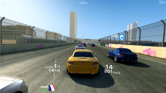 Tampilan Game Real Racing 3