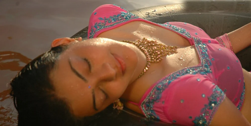 kajal wallpapers/top sexy star/images/telugu actress/photo gallery/film/com/videos