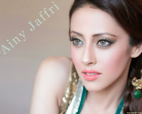 Ainy Jaffri Pakistani Models Wallpapers