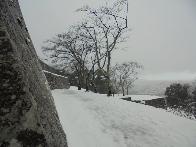 雪の米子城跡