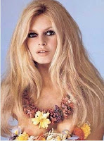 A linda Brigitte Bardot no auge da fama.