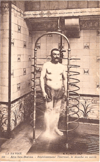 Циркулярный душ на курорте Экс-ле-Бен (Aix-les-Bains)