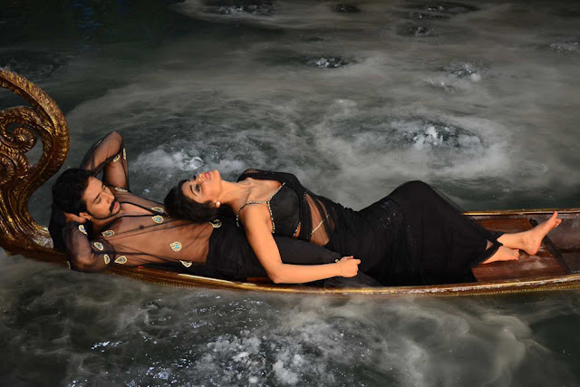 Shriya Saran and Prem's Kannada 'Chandra' Movie HQ Hot Stills