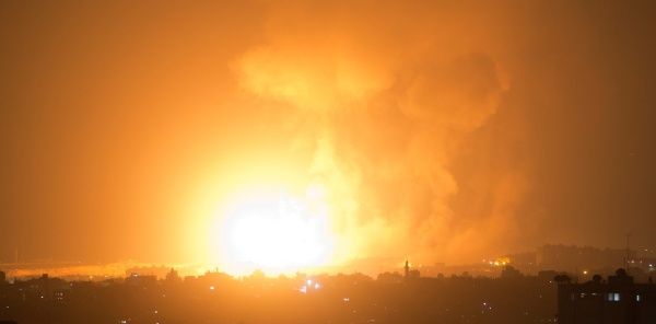 Israel bombardea Franja de Gaza tras ataque de Hamas con cohetes