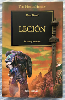 Portada del libro Legión, de Dan Abnett