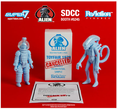San Diego Comic-Con 2013 Exclusive Alien ReAction “Discovered Sales Samples” Kenner Action Figure 2 Pack by Super7 - Kane & Alien (Big Chap)